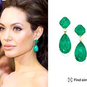 Emerald Green Teardrop Earrings